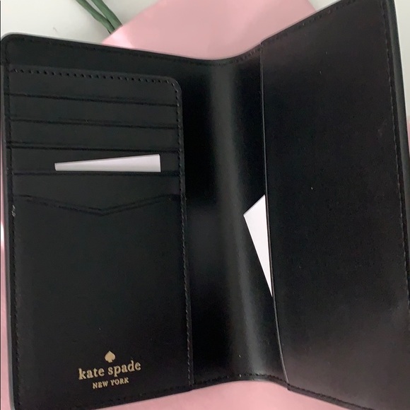 Kate Spade Passport case in Black Leather. NWT - Picture 3 of 7